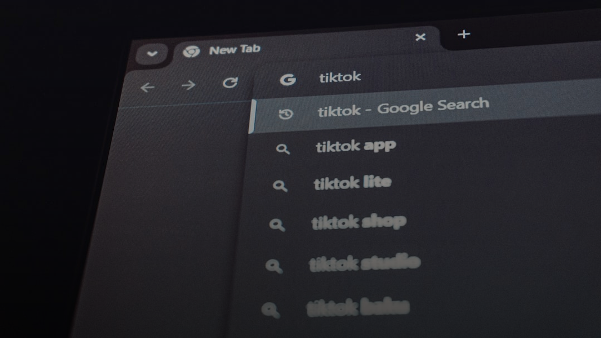 LinkedIn Scanning Browser Extensions: How It Works [Guide]